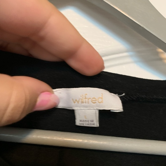 wilfred aritzia slip t shirt - Picture 4 of 4